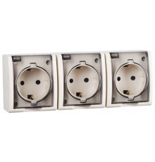 Розетка тройная IP54 с крышкой и заземлением Schuko 3x2Р+Е 16A 250В цвета слоновая кость S15 Aqua  1594437-031  Simon