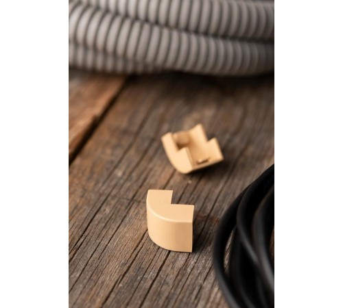 Угол внешний (15х10) (4 шт) Plast EKF PROxima   под светлое деревоobl-15-10x4EKF