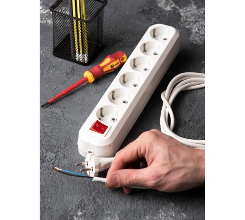 Колодка 6 гнезд 16А 3,5кВт c выкл. с/з Эксперт EKF PROxima  AKB16-6i  EKF