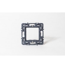 Суппорт на 1 пост (45х45) монтаж на винтах  500022  SPL