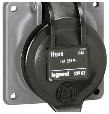 Встраиваемая розетка Hypra - IP 44 - 2К+З - бытовая - 250 В - 16 А - пластик  053903  Legrand
