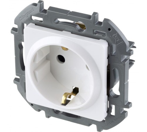 Inspiria Белый Розетка с заземлением С/У 16А без рамки  673720  Legrand
