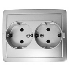 Simon 15 Алюминий Розетка двойная с/з Schuko, винт. зажим, 16А 250В  1590456-033  Simon