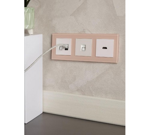 BRITE Рамка 3-ая РУ-3-2-БрП стекло персиковый матовый  BR-M32-G-31-K96  IEK