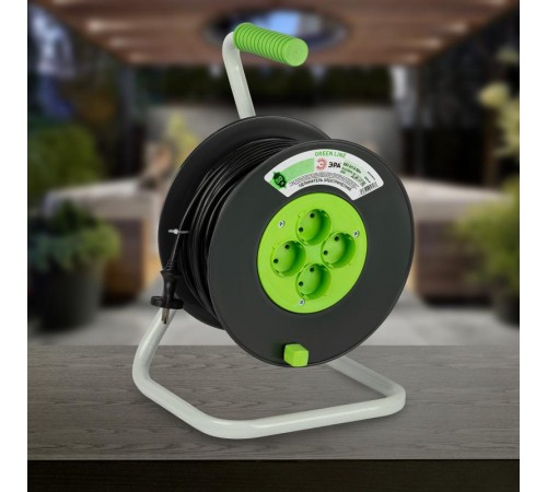 Удлинитель силовой ЭРА GREEN LINE KAT-2x1.5-50m Greenline на катушке пластик 4 розетки без заземления 50м ПВС 2x1.5мм2   Б0065097  ЭРА