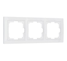 W0032001/ Электроустановочные изделия - Рамка на 3 поста (белый, basic)