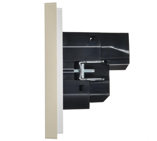 FORTE&PIANO Розетка с заземлением, со шторками в/к 16А USB A+A 3,1А FP445 ваниль  FP-R14-16-U21-D31-K10  IEK