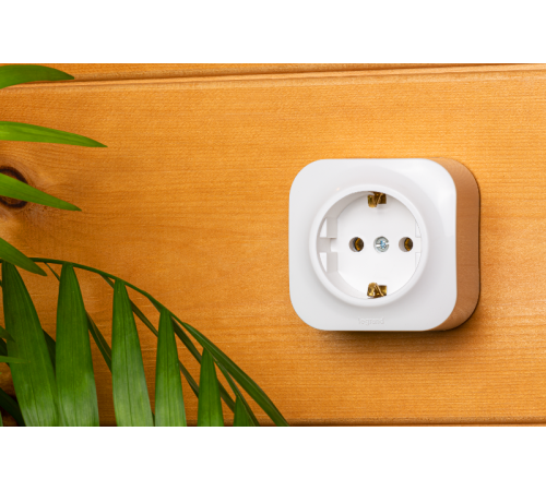Quteo Белый Розетка с заземлением  782211  Legrand
