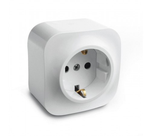 Quteo Белый Розетка с заземлением  782211  Legrand