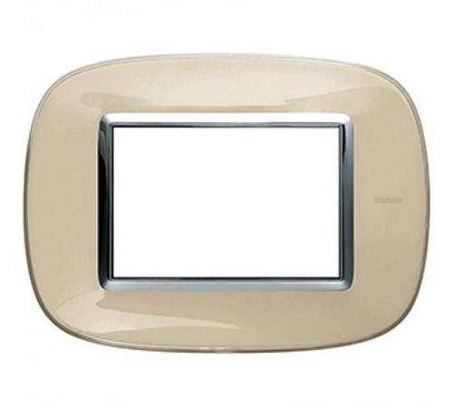 Axolute декоративные накладки в форме эллипса, прозрачные, цвет бежевая карамель, на 3 модуля  HB4803DA  Legrand