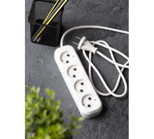 Удлинитель "Эксперт" 4 гнезда  2 метра 10А/2,2кВт без заземления ПВС 2х0,75  EKF PROximaUBA10-275-4-02EKF