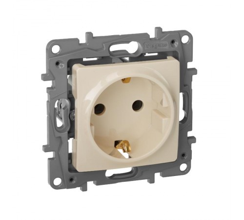 Etika Слоновая кость Розетка с заземлением, винтовые клеммы  672321  Legrand