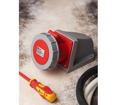 Розетка стационарная наружная 1242 3Р+РЕ 32А 380В IP67 EKF PROxima  ps-1242-32-380  EKF