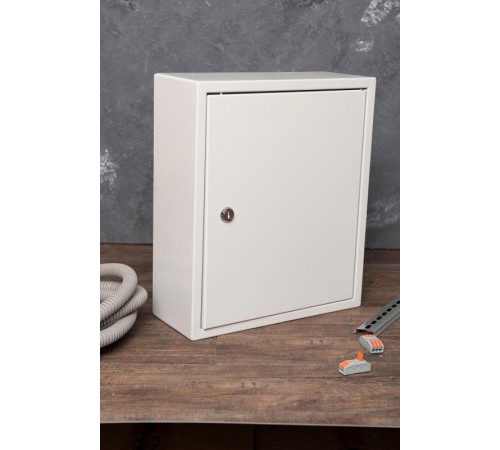 Щит распределительный навесной ЩРН-18 (ВхШхГ) 350х300х120мм IP31 Basic  mb21-18-bas  EKF