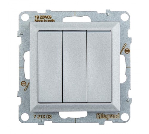 SUNO Выключатель трехклавишный 20АХ 250В. Винтовые зажимы. Цвет "Алюминий"  721303  Legrand