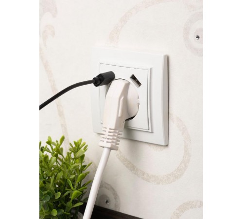 Минск Розетка 1-местная СП с заземлением и крышкой 16А белая с защ. штор. EKF Basic  ERR16-029-100  EKF