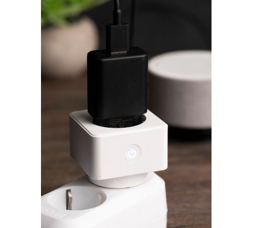 Розетка умная Wi-Fi бел. HomeConnect  RCS-1-WF  EKF