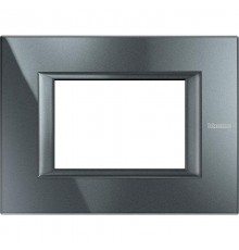 Axolute. Рамка декоративная прямоугольная итальянского стандарта. Цвет "Антрацит" Монохром. 3 модуля.  HA4803HS  Legrand