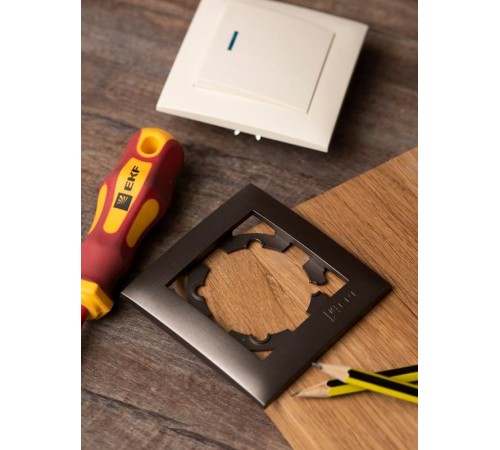 Валенсия Рамка 1-местная графит EKF   EWM-G-301-60   EKF