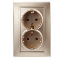 Розетка Intro Plano 1-205-04 с заземлением двойная 2X2P+E Schuko, 16А-250В, IP20, СУ, шампань  Б0053918  Intro