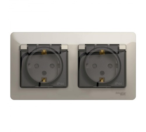 Glossa Молочный Розетка 2-ая с з/к, со шторками (в сборе), IP44  GSL000947  SE