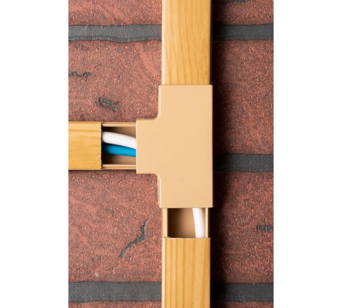 Угол T-образный (25х25) (4 шт) Plast EKF PROxima   под светлое деревоtchl-25-25x4EKF