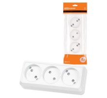 Розетка 3-х местная горизонтальная 2П открытой установки IP20 10A с з/ш белая "Ладога  SQ1801-0125  TDM
