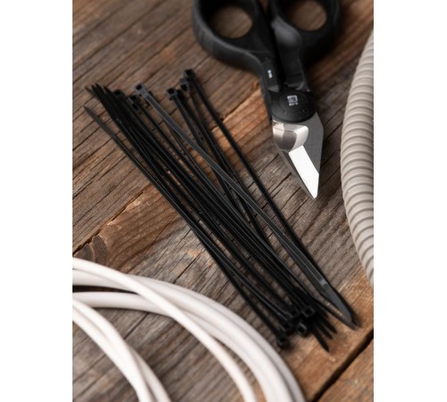 Хомут нейлоновый ЧЕРНЫЙ 2,5х180 (уп./100шт) EKF Simple  plc-cb-2.5x180  EKF