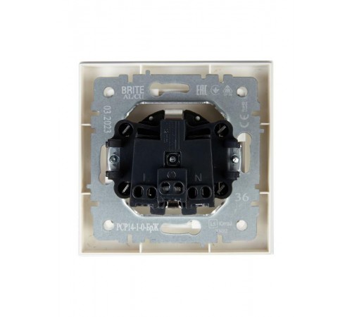 BRITE Розетка с заземлением со шторками 16А в сборе РСР14-1-0-БрЖ жемчуг  BR-R14-16-K36-F  IEK