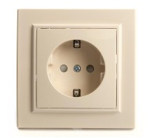 PST16-9010-02 Розетка 1-местная с/з, 250В, 16А, серия Эрна, слоновая кость  39236  STEKKER