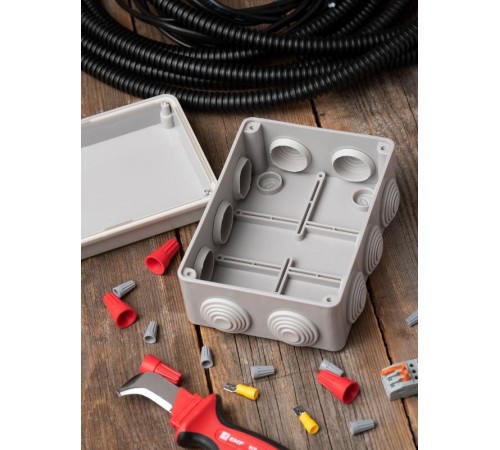 Коробка распределительная КМР-050-041 пылевлагозащитная, 10 мембранных вводов, уплотнительный шнур (150х110х70) EKF PROxima  plc-kmr-050-041  EKF