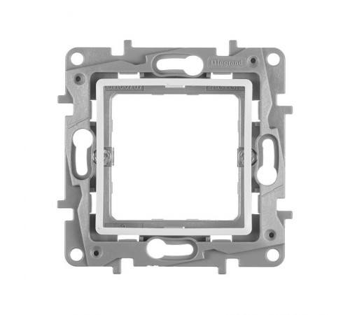 Etika Белый Адаптер для механизма Mosaic без заглушки  672289  Legrand