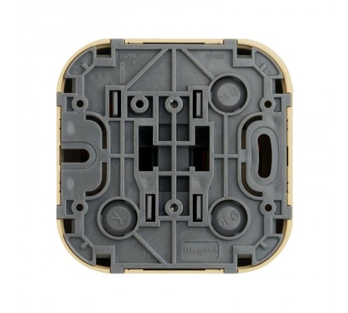 Quteo Сосна Переключатель 1-клавишный 10А  782264  Legrand