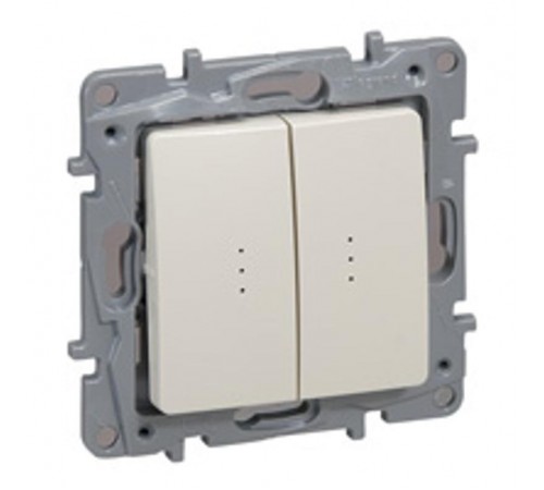 Etika Слоновая кость Переключатель 2-клавишный с подсветкой, 10А, автозажимные клеммы  672316  Legrand