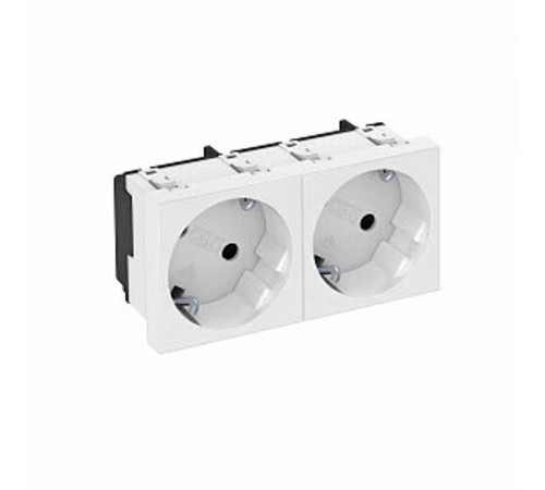 Розетка двойная 33° с з/к, 250 В, 16A (белый) (STD-D3 RW2)  6120102  OBO Bettermann