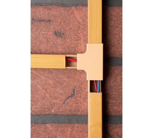 Угол T-образный (16х16) (4 шт) Plast EKF PROxima   под светлое деревоtchl-16-16x4EKF