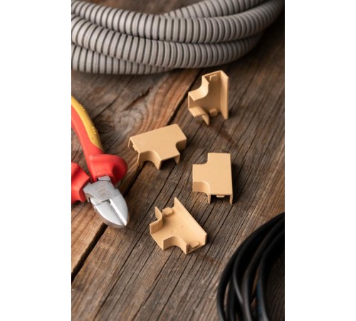 Угол T-образный (15х10) (4 шт) Plast EKF PROxima   под светлое деревоtchl-15-10x4EKF