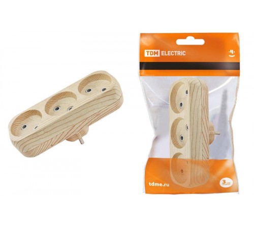 Блок на 3 гнезда 2П б/з плоский 6А 250B "Эко" (сосна)   SQ1806-0075  TDM