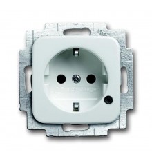 Розетка Schuko с индикацией LED, Reflex, белый  2013-0-5281   2CKA002013A5281  ABB