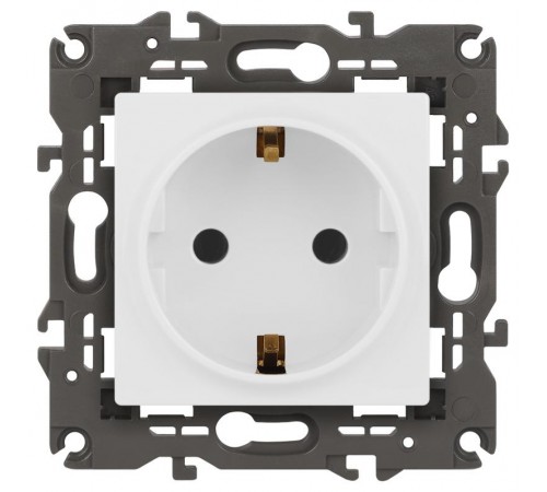 Розетка Elegance 14-2101-01М с заземлением, 16А-250В, белый матовый  Б0065800  ЭРА