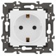 Розетка Elegance 14-2101-01М с заземлением, 16А-250В, белый матовый  Б0065800  ЭРА