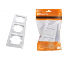 Рамка 3-х постовая горизонтальная белая "Лама"   SQ1815-0031  TDM