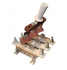 РЕ19-41-31190-00 УХЛ3, 1000А, 3-х полюсный на 1 напр., центральный рычаг для управления штангой, IP00, разъединитель  (ЭТ)  ET545866  Электротехник