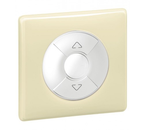 Клавиша одинарная нажимная (кнопка) для выкл-ля/кнопки пластик кремовый глянцевая IP20 с полем д/мар-ки Gira System 55  067601  GIRA