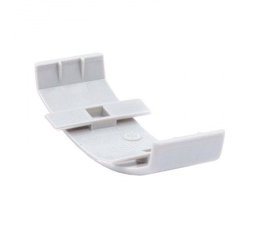 GSP W Соединение для напольного канала 75х17 мм. цвет белый  05913  DKC