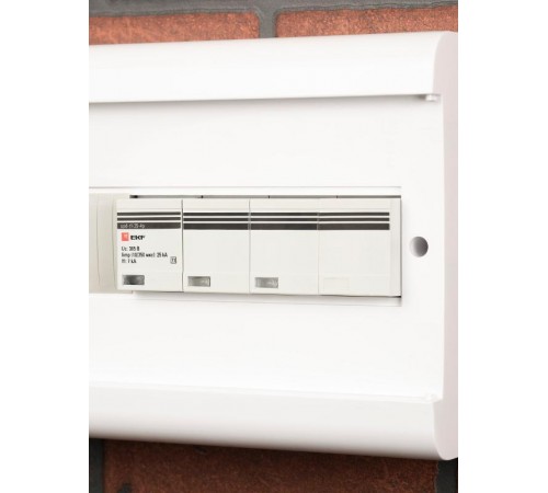 Устройство защиты от импульсных перенапряжений Тип 1 Iimp 25kA (10/350s) 4P EKFspd-t1-25-4pEKF