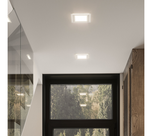 Светильник светодиодный квадратный с декоративным стеклом,160х160х30, O118x118 12W 3000K, 900 лм  948111112  Gauss