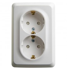 Этюд Белый О/У Розетка 2-ая угловая с заземлением со шторками 16А 250B  PA16-108B  SE
