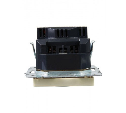 BRITE Розетка с заземлением со шторками 16А с USB A+A 2,1А РЮш10-1-БрКр бежевый  BR-R14-16-U21-D21-K10  IEK