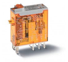 Миниатюрное промышленное электромеханическое реле; монтаж в розетку или наконечники Faston (2.5х0.5мм); 2СO 8A  465280120040  Finder